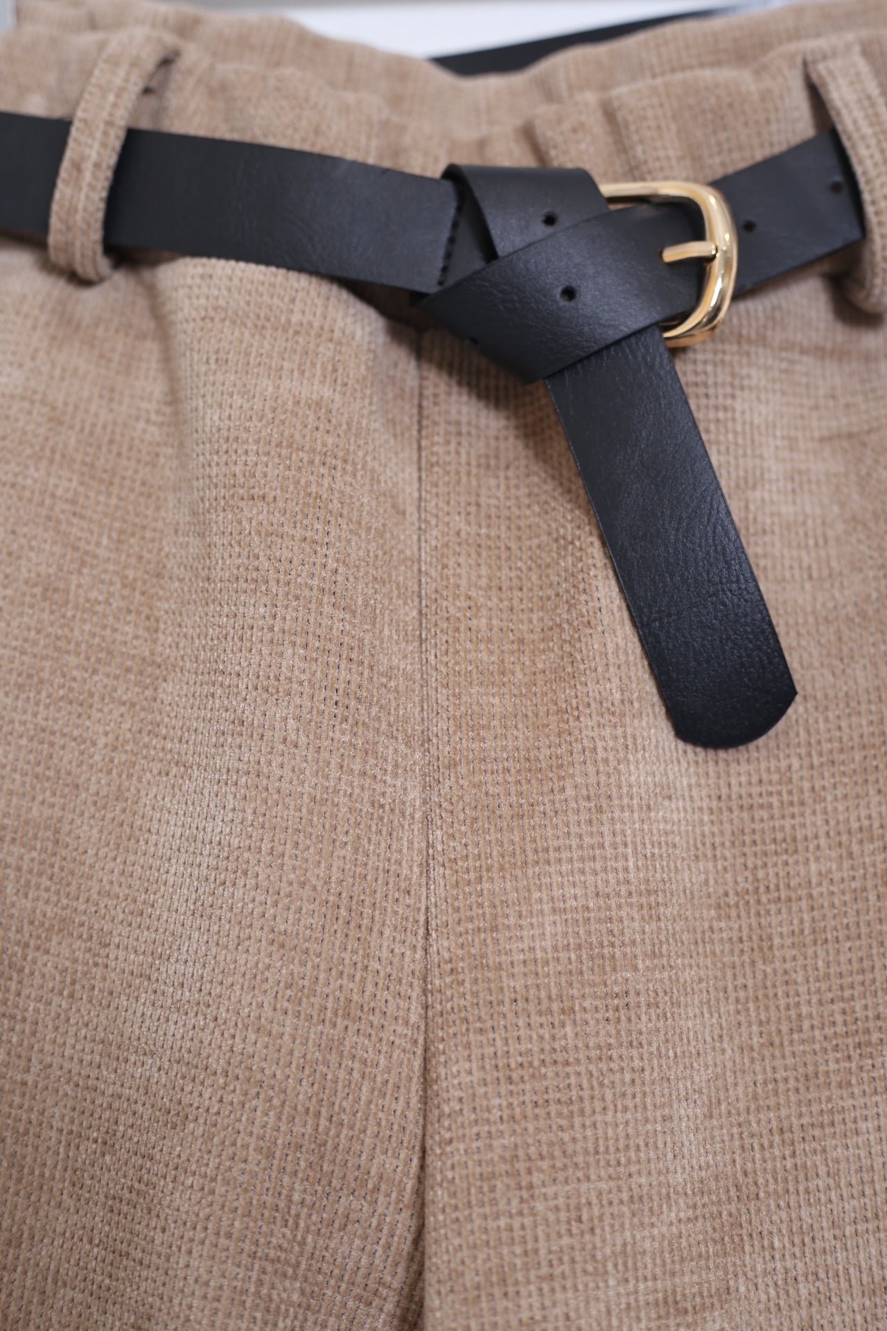 Pantalones micropana cinturón