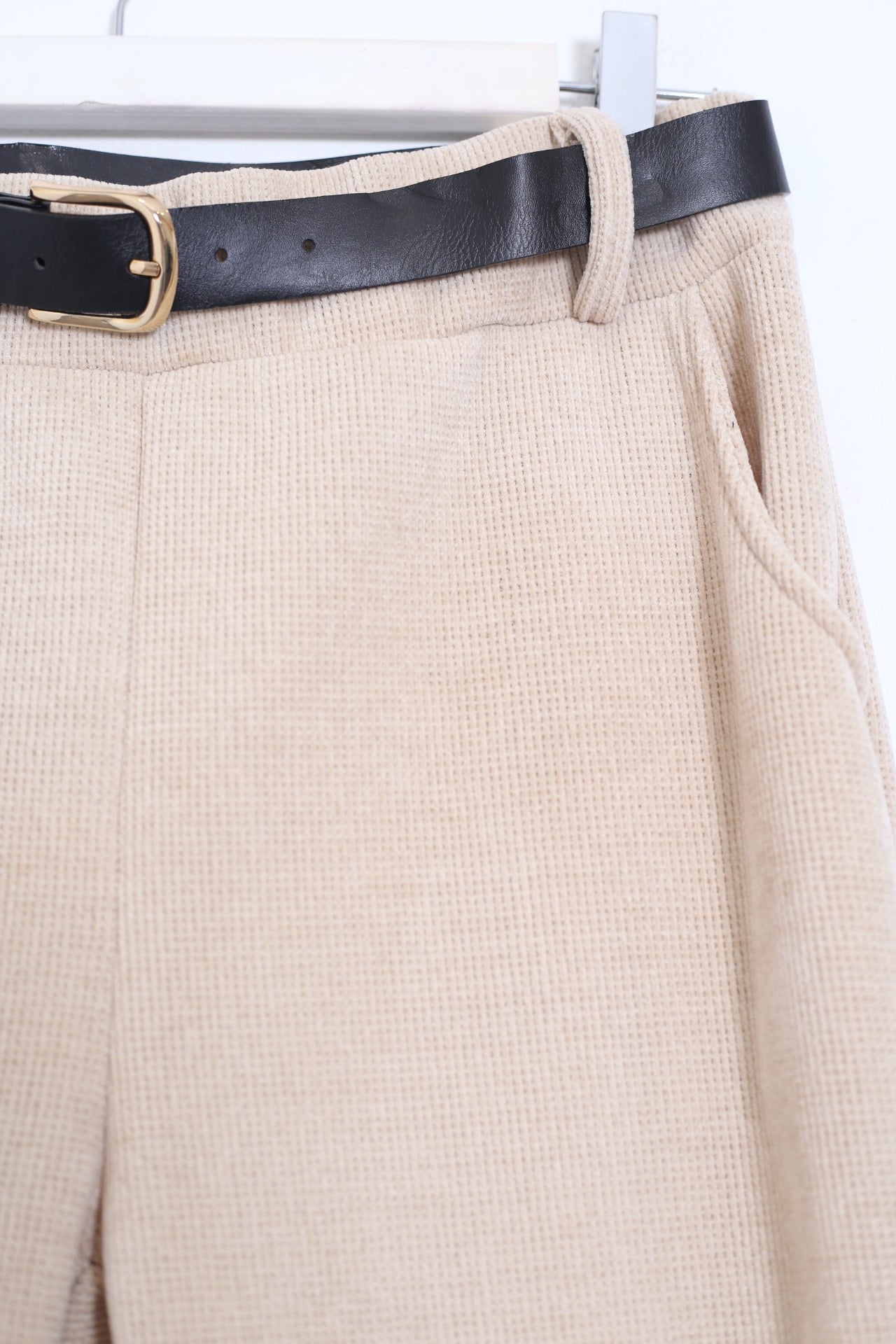 Pantalones micropana cinturón