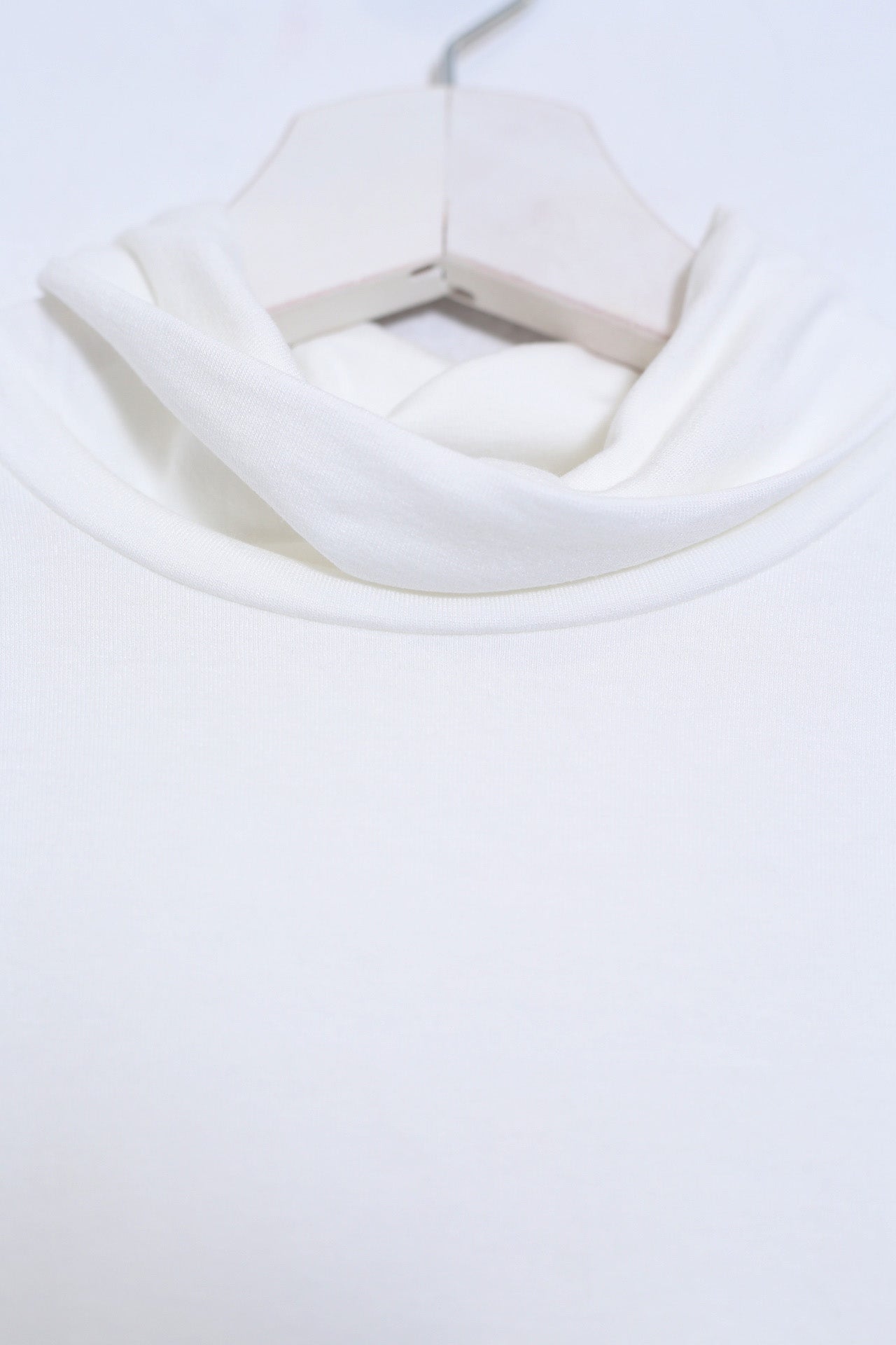 Camiseta cuello alto