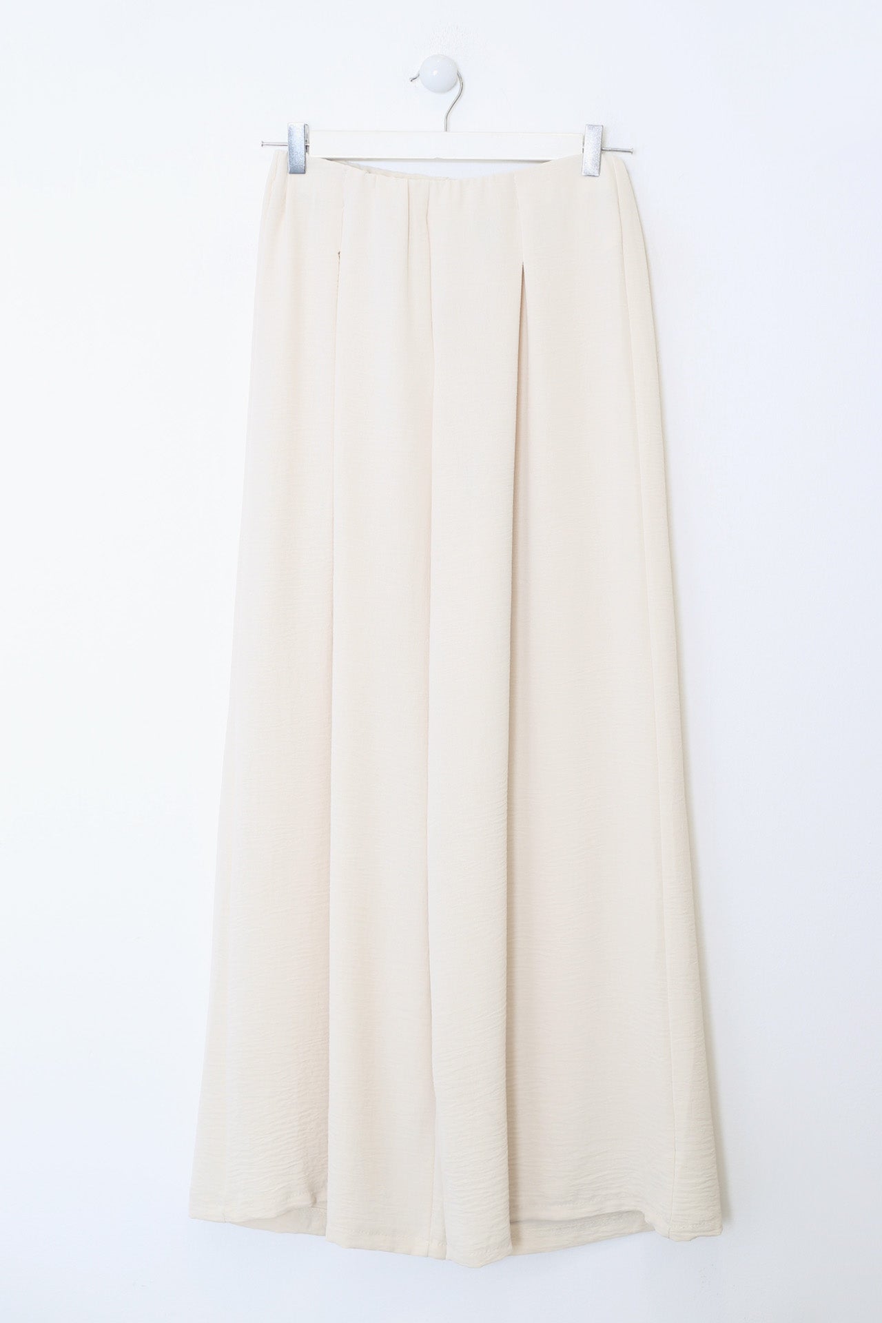 Pantalones anchos fluidos