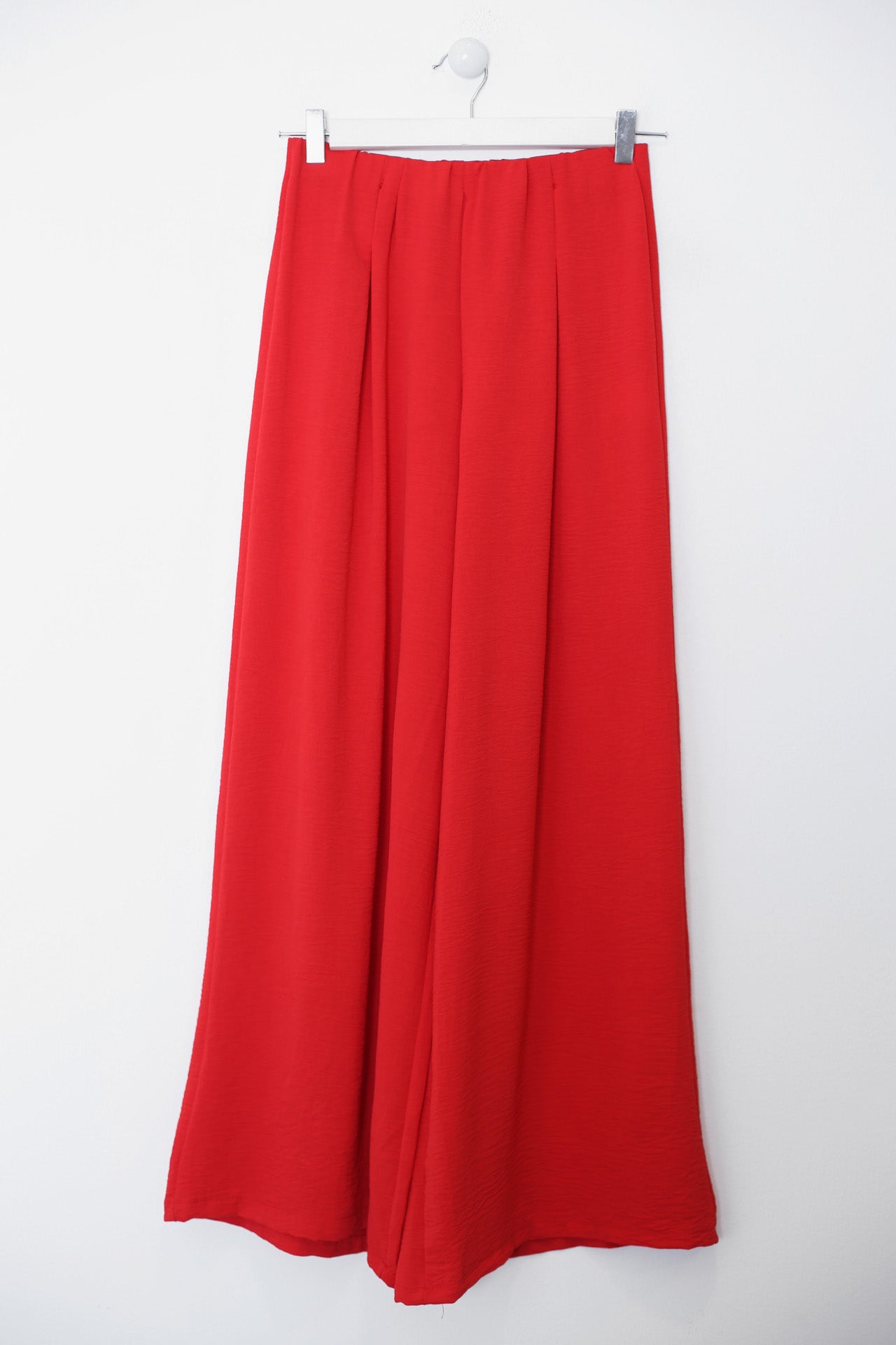 Pantalones anchos fluidos