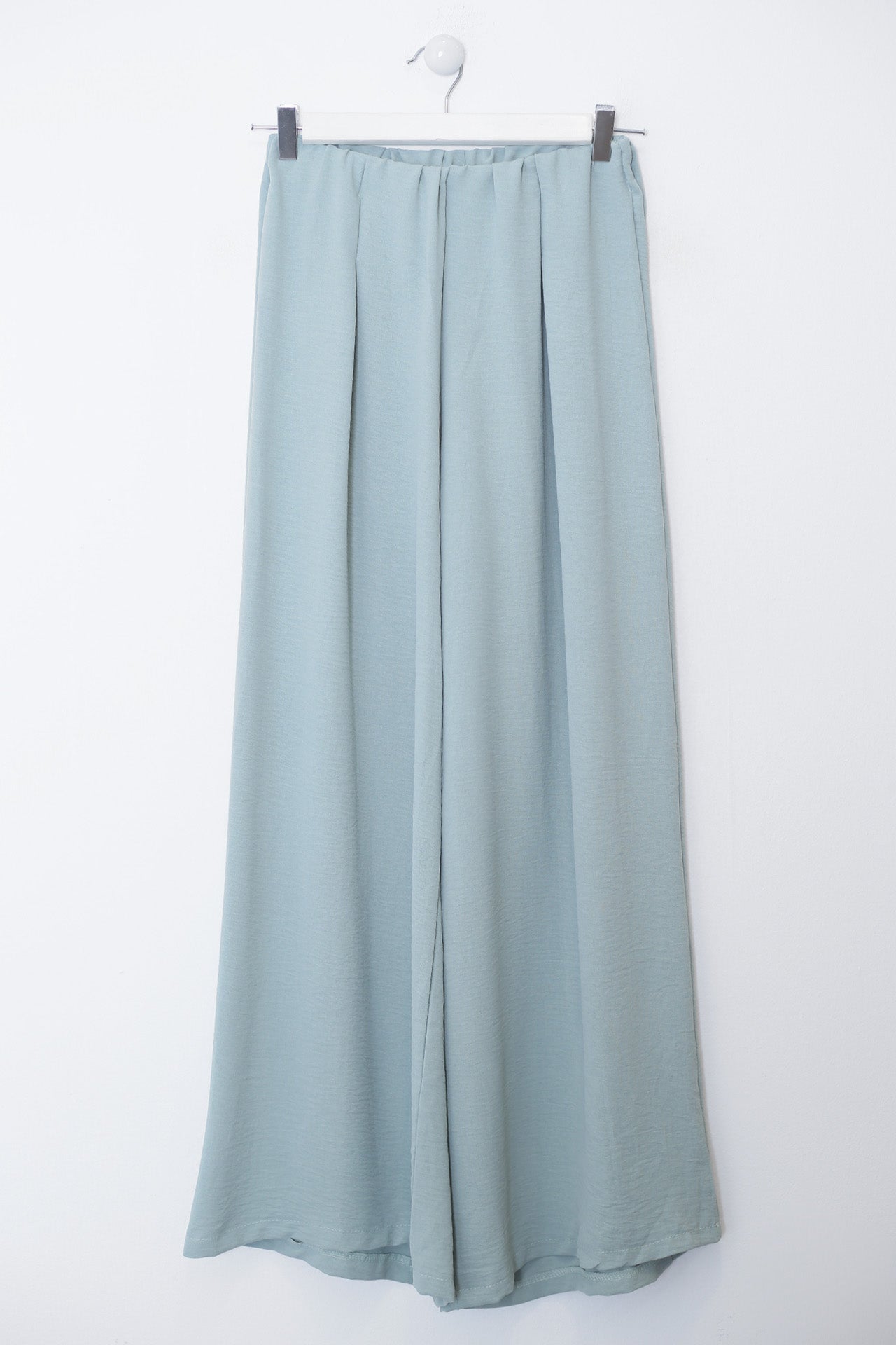 Pantalones anchos fluidos