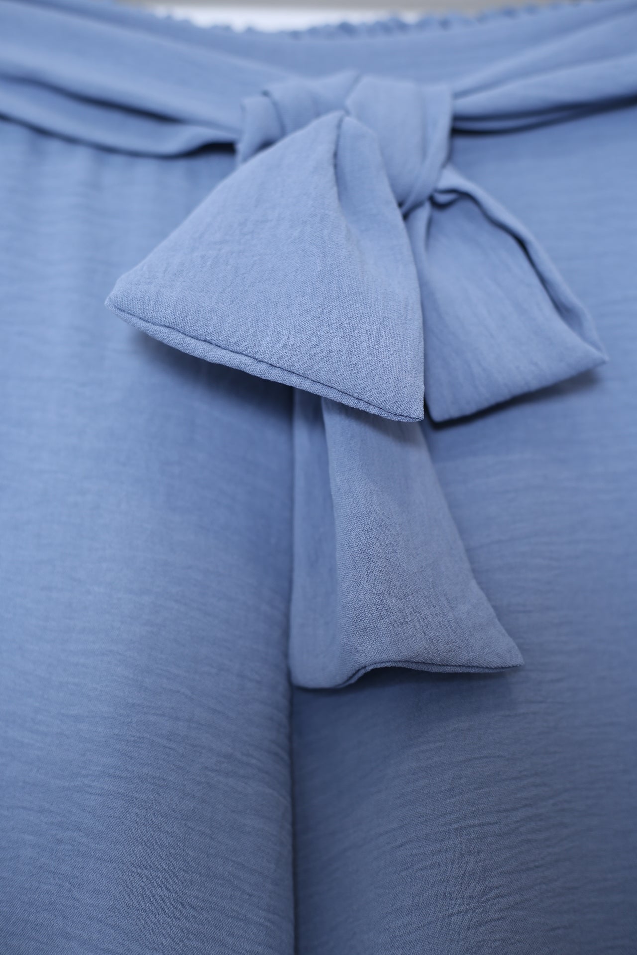 Pantalones fluidos lazo
