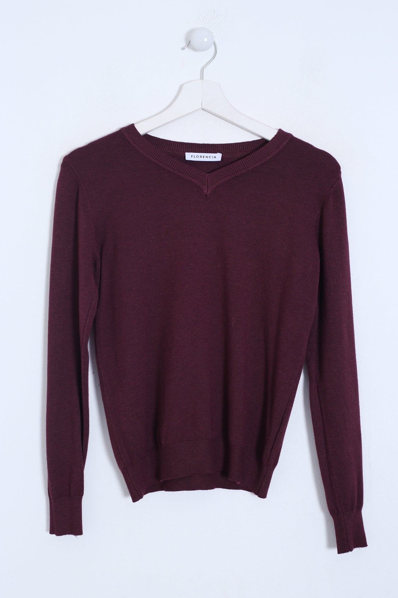 Jersey básico cuello punta