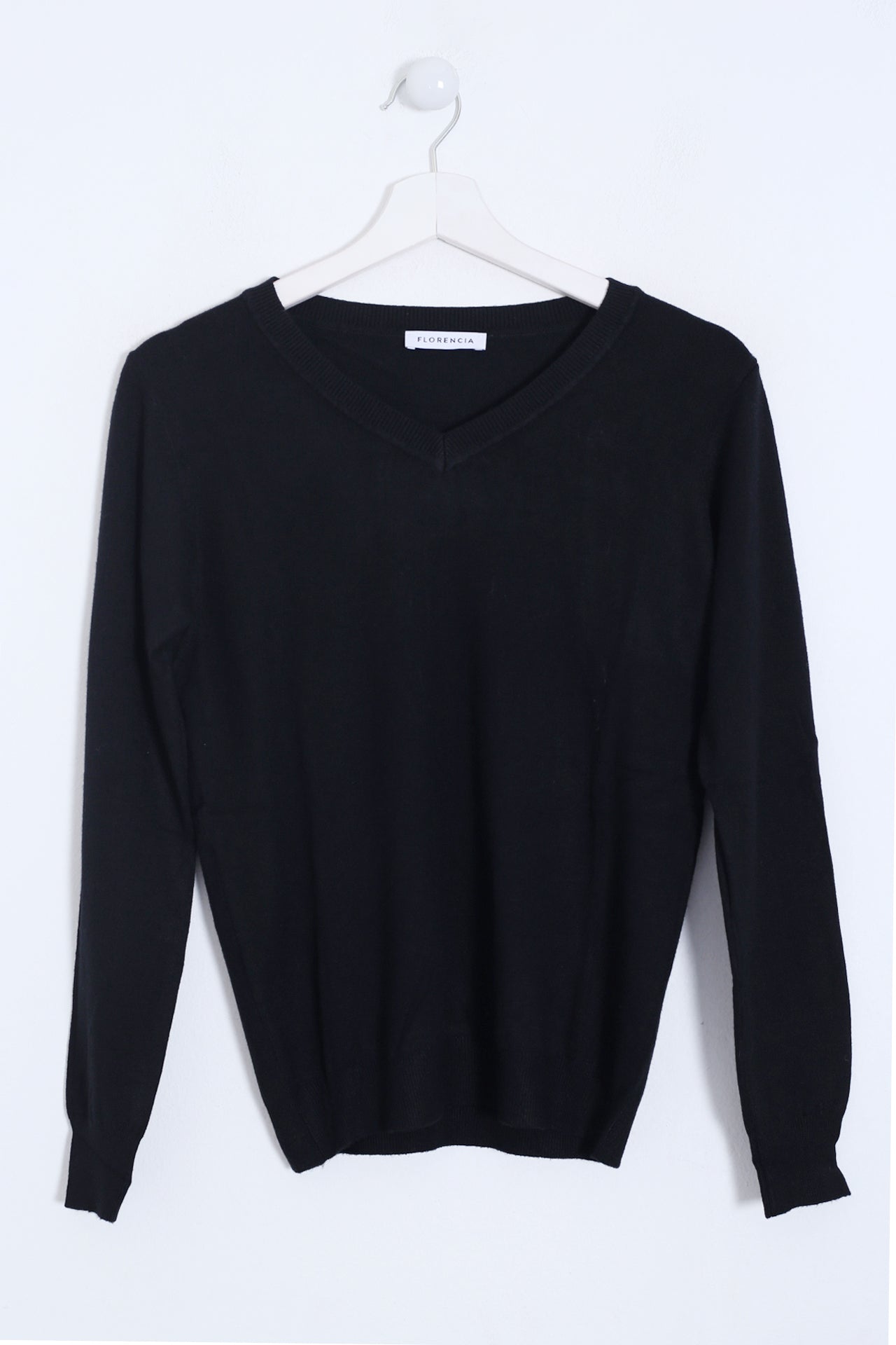 Jersey básico cuello punta