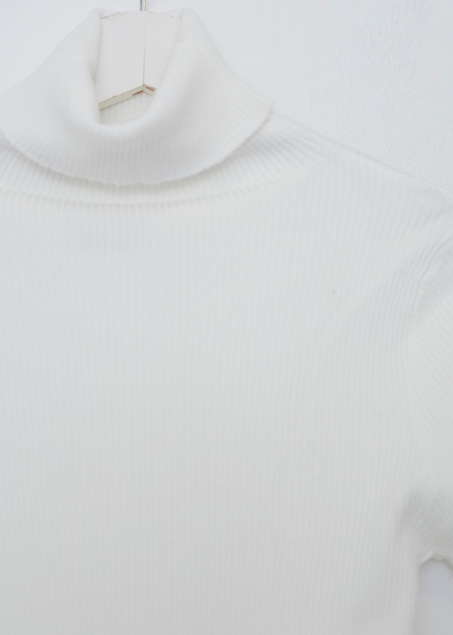 Ribbed turtleneck sweater