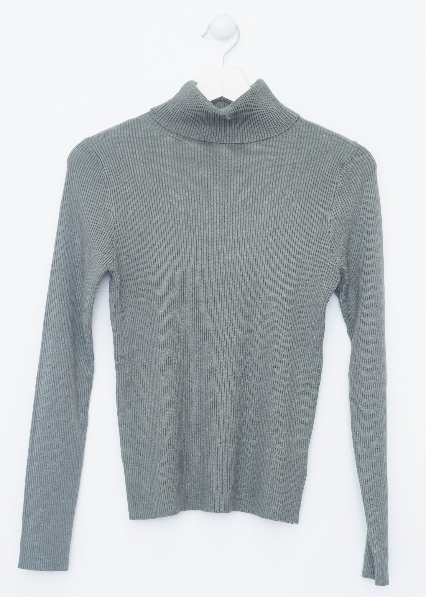 Ribbed turtleneck sweater