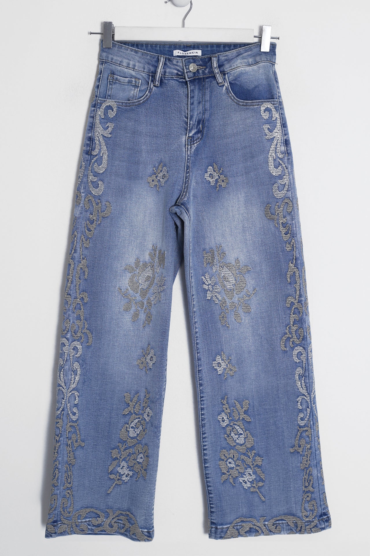 Jeans bordados rectos