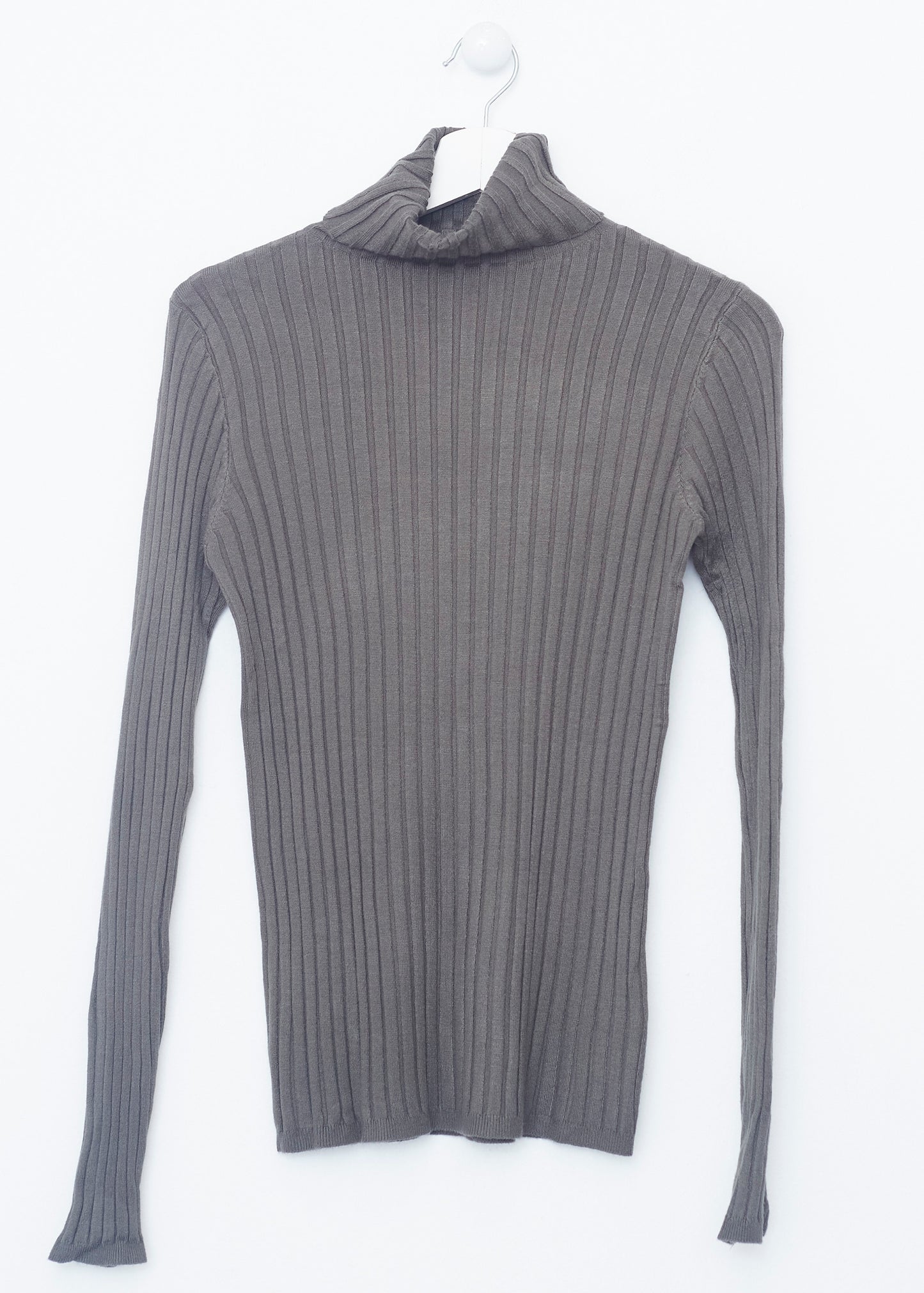 Ribbed turtleneck sweater
