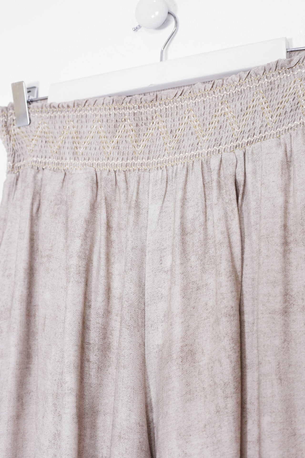 Pantalones Acque bordados