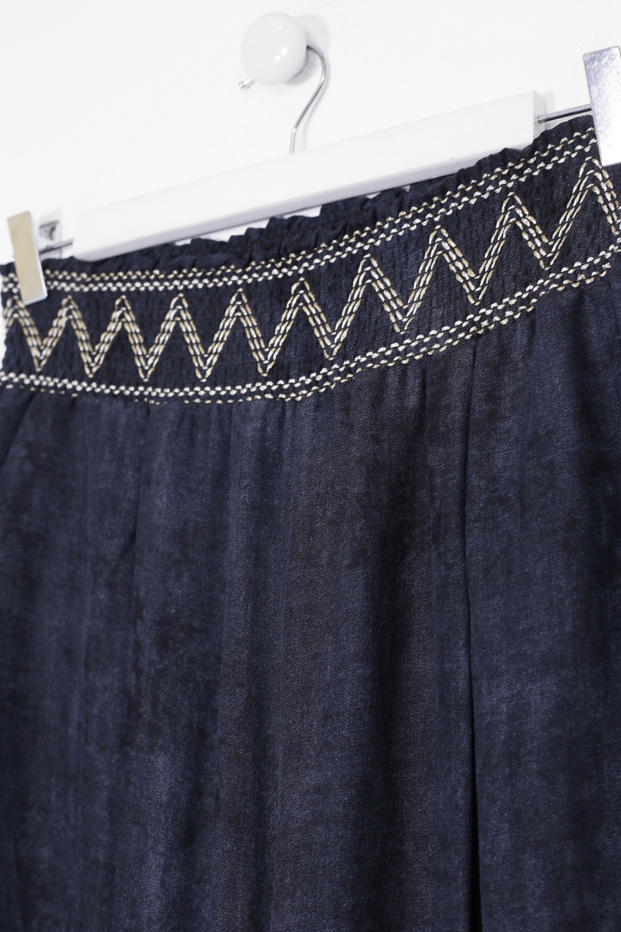 Pantalones Acque bordados