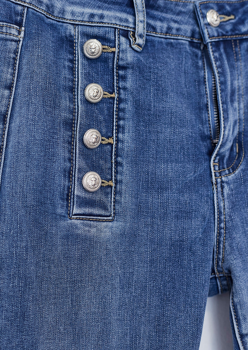 Jeans flare botones