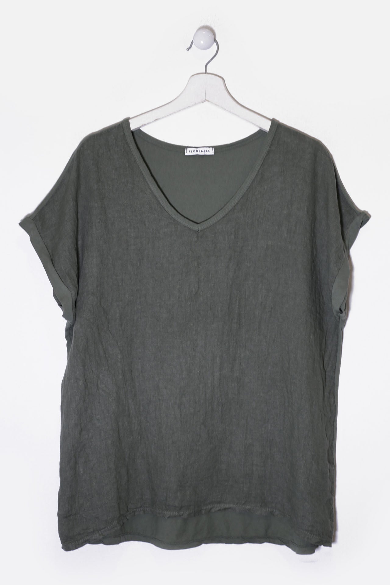 Camiseta lino cuello punta