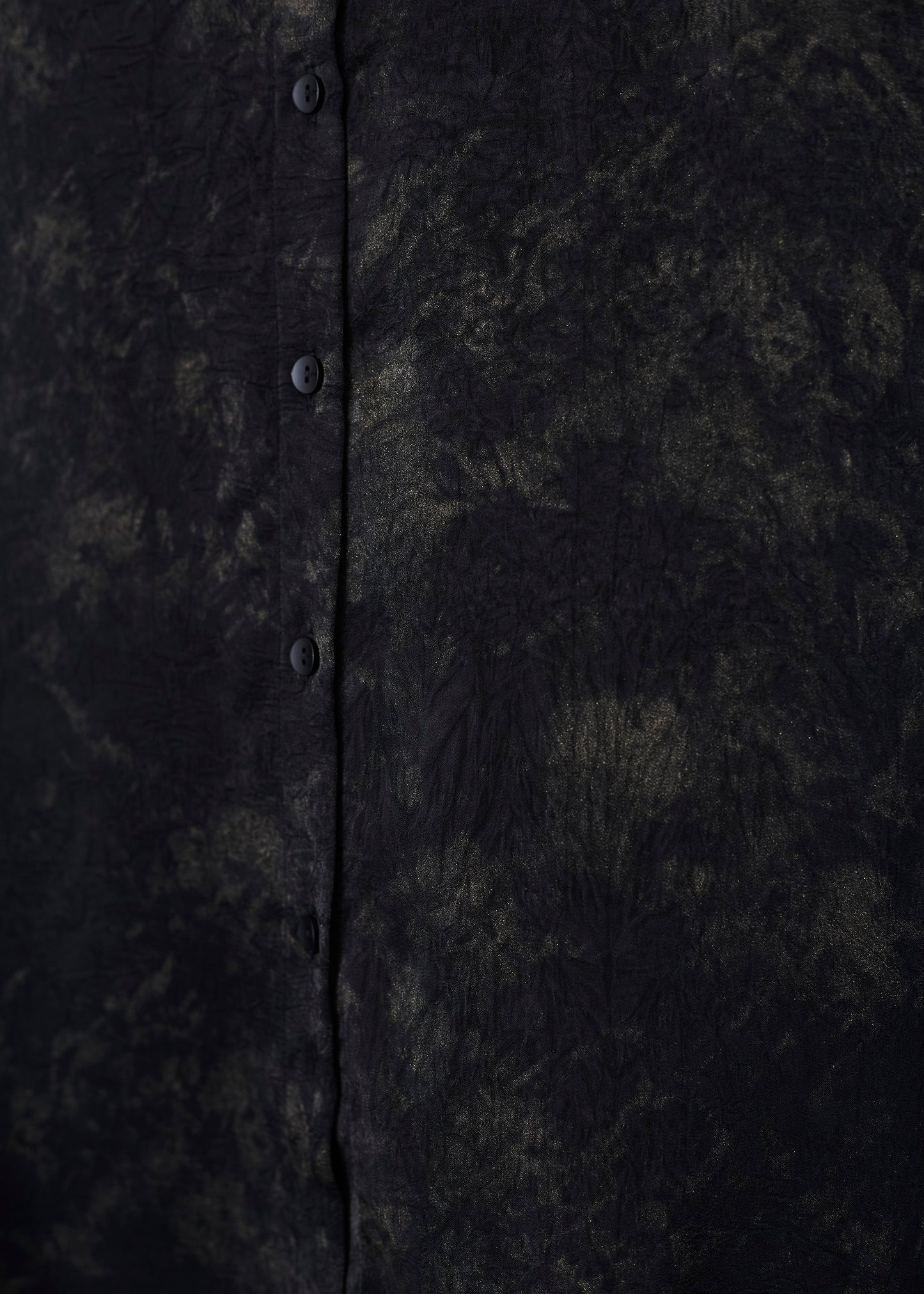 Oversized collar brocade shirt