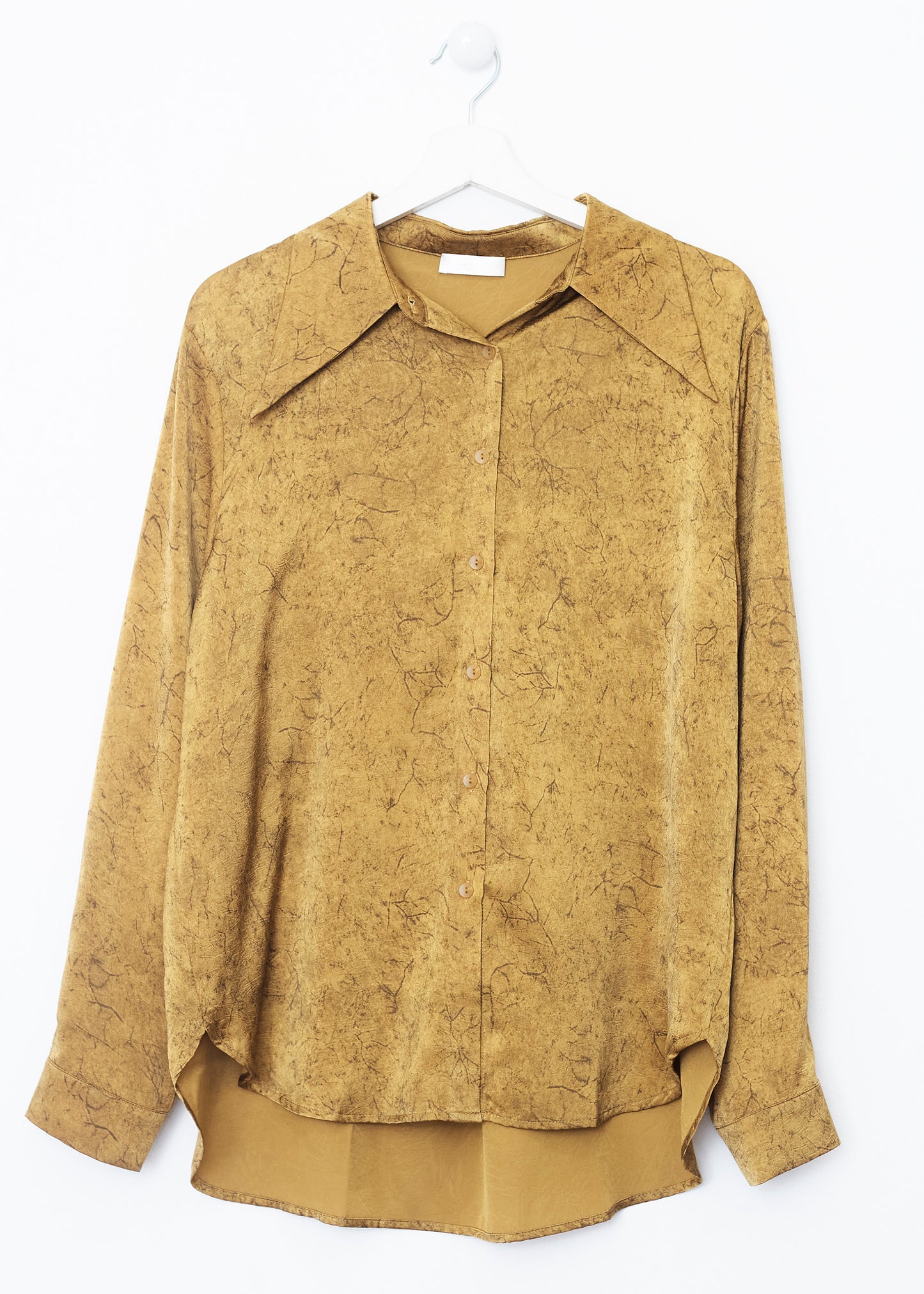 Oversized collar brocade shirt