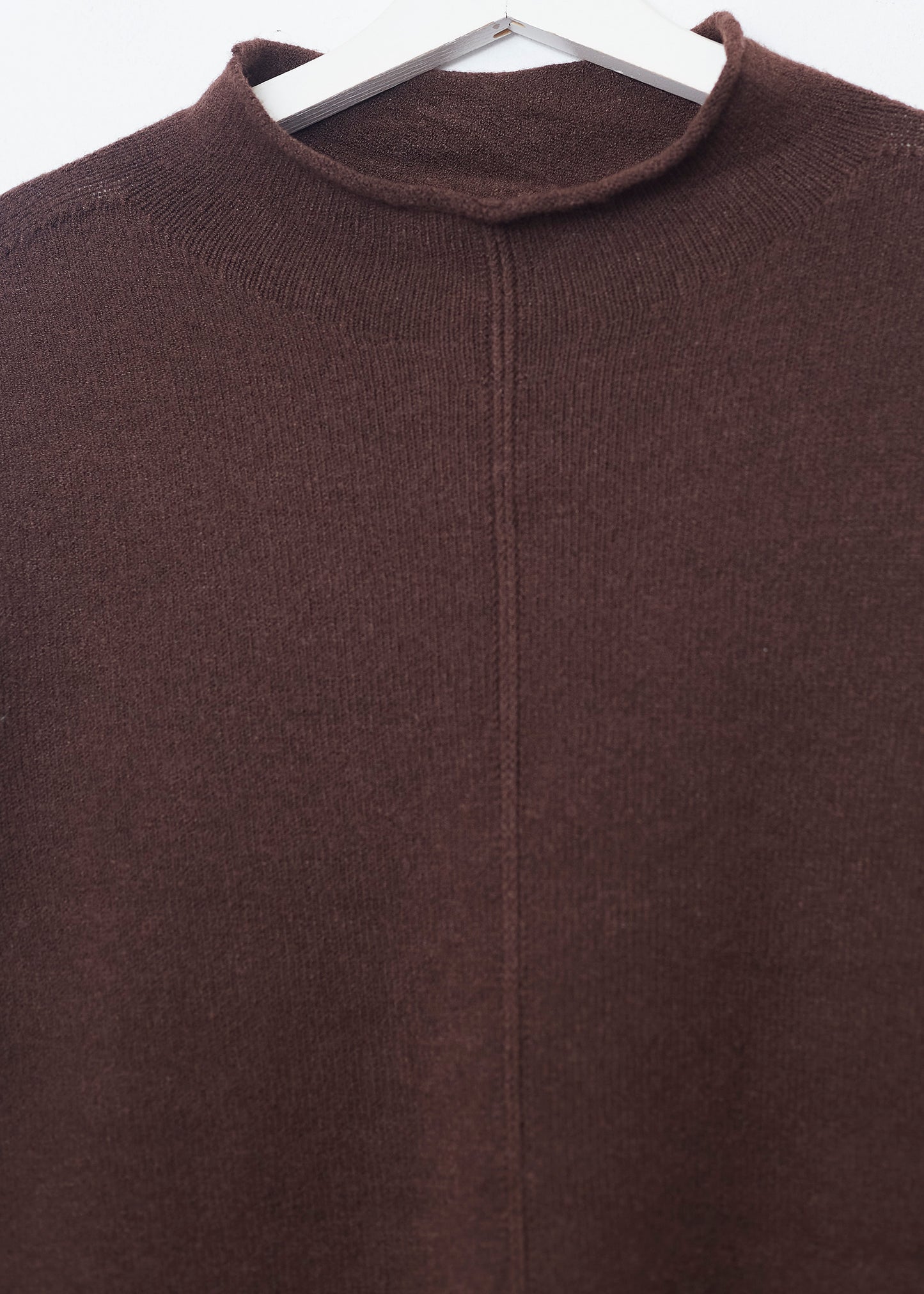 Seamless high neck jersey