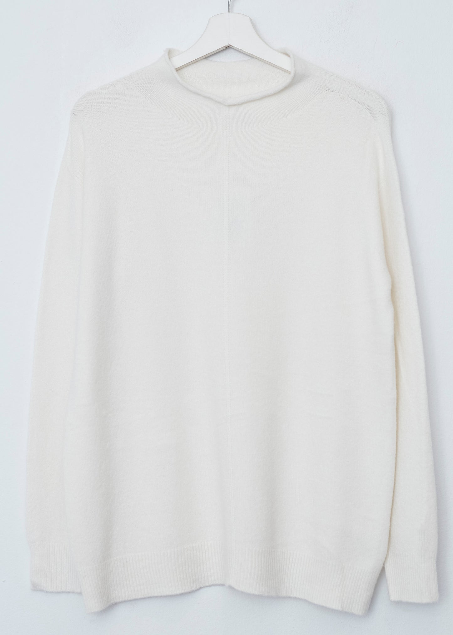 Seamless high neck jersey