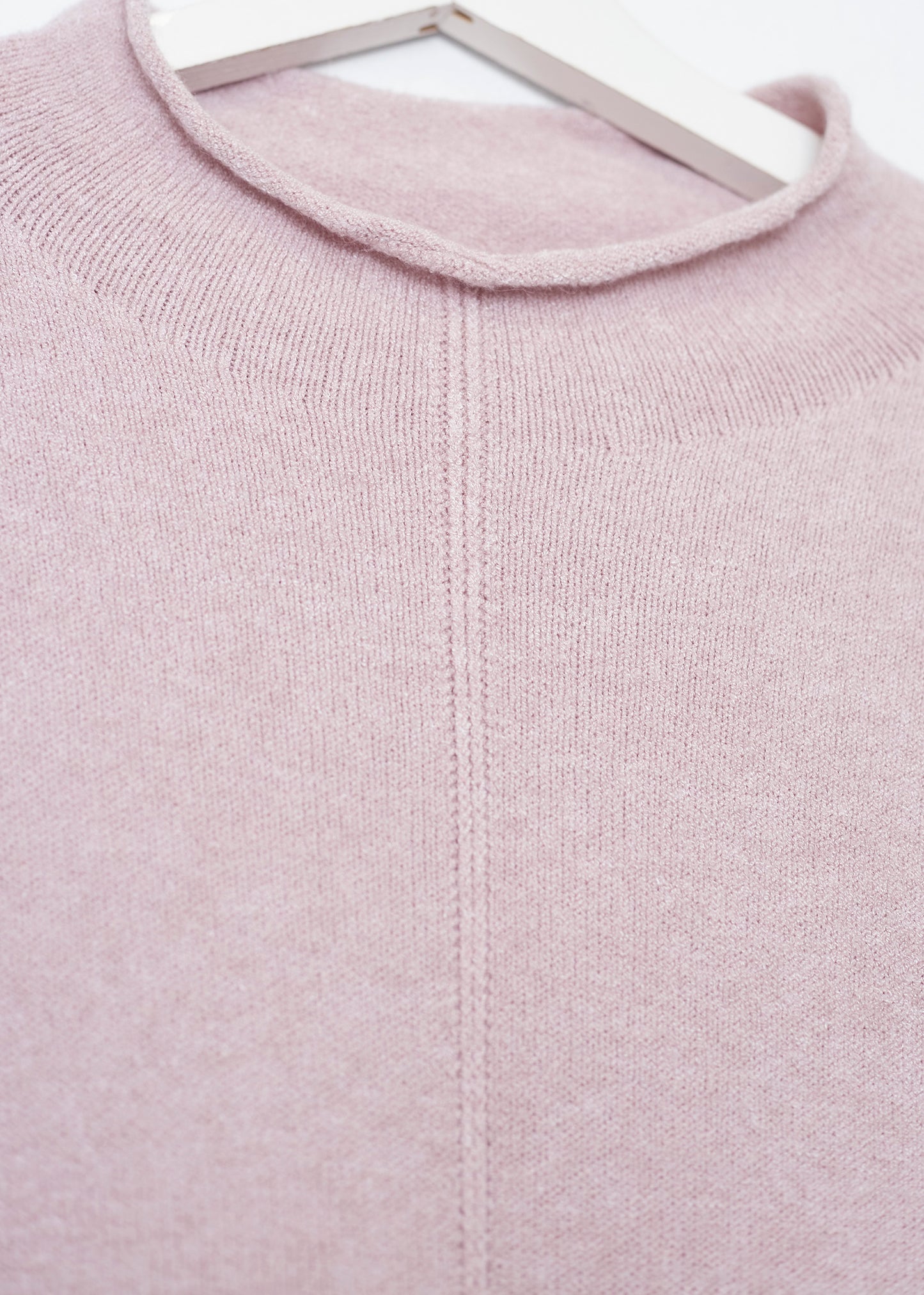 Seamless high neck jersey