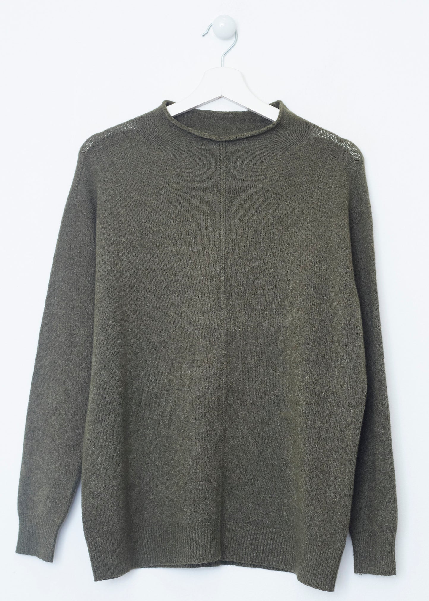 Seamless high neck jersey