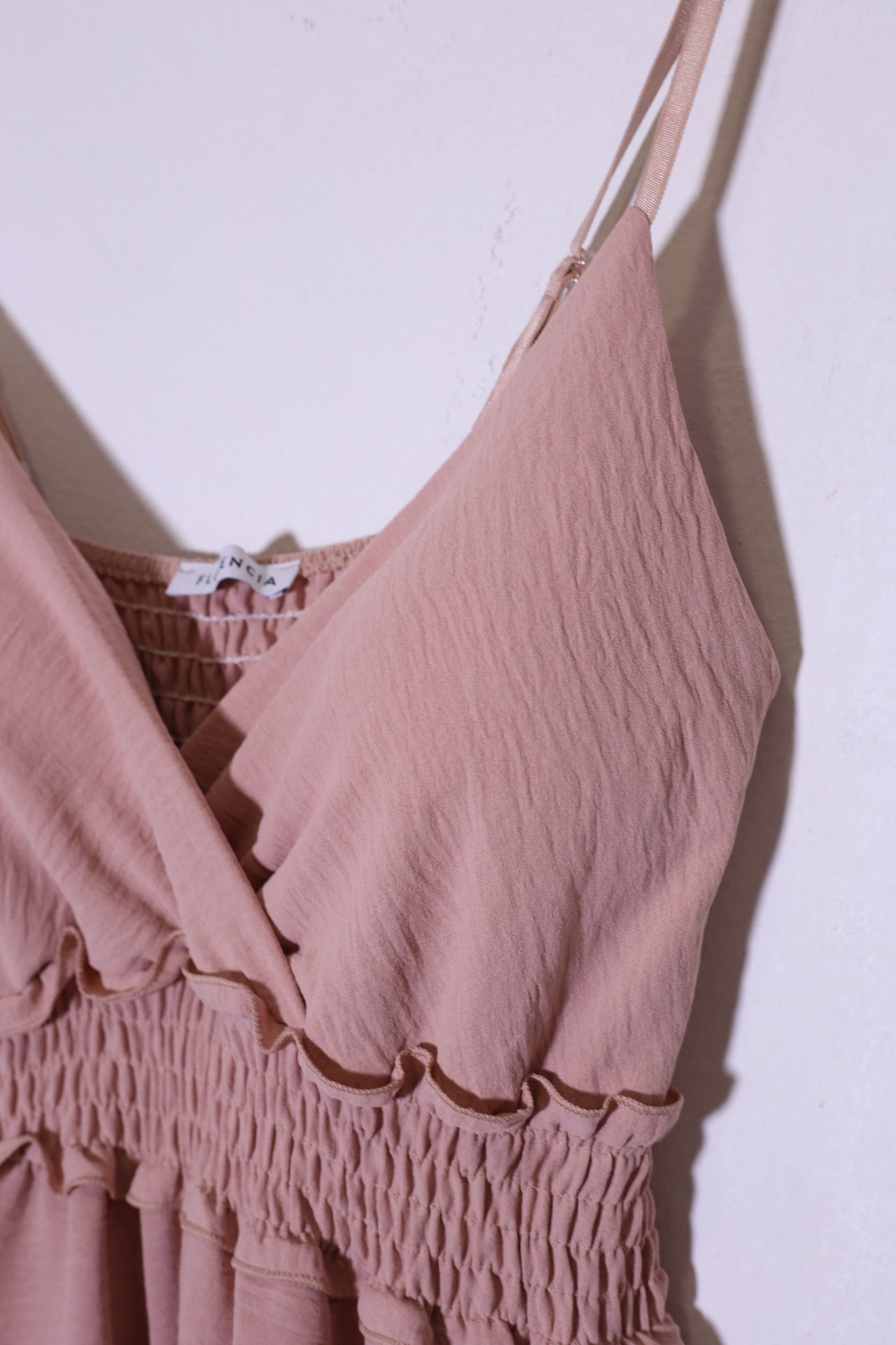 Vestido corto fruncido