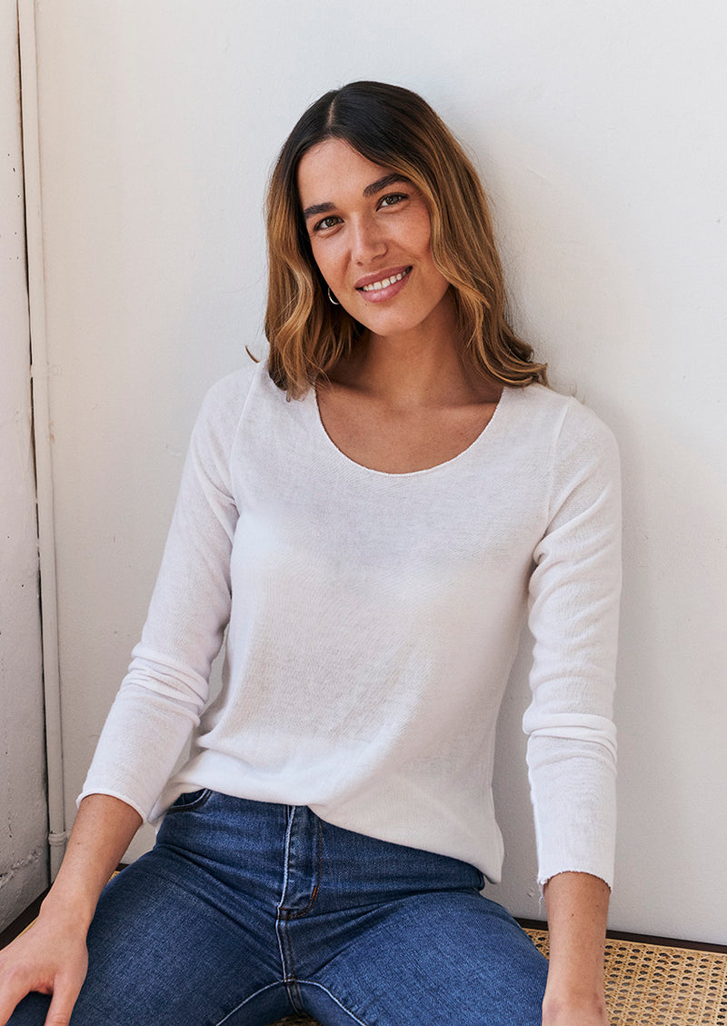 Shiny round neck T-shirt