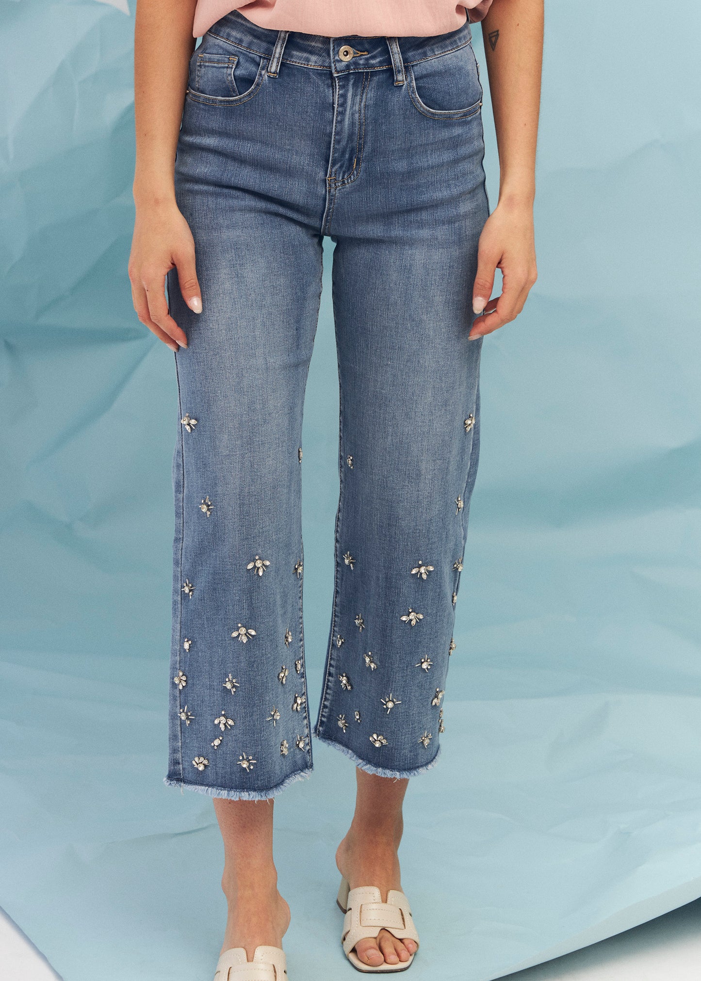 Wide cropped jeans pedrería