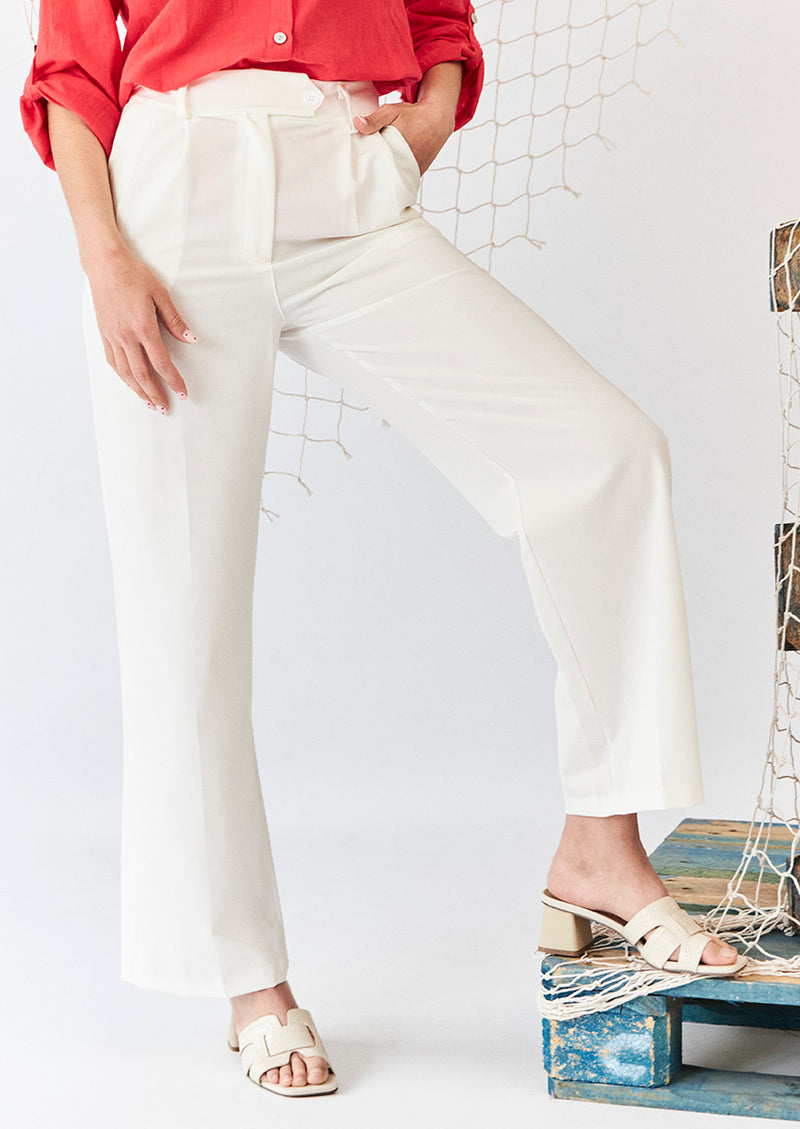 Wide pleated trousers