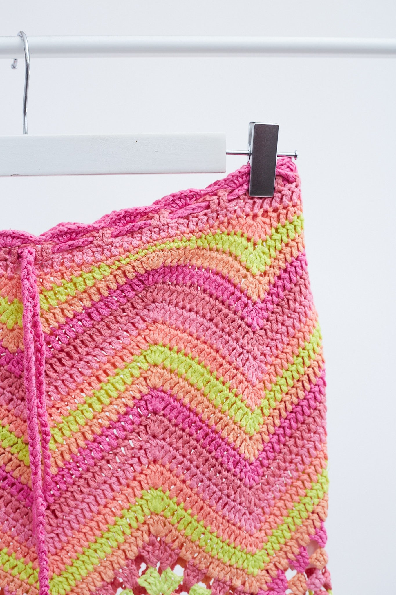 Falda corta crochet